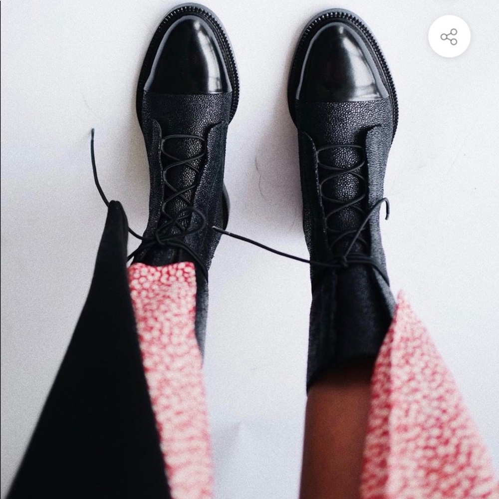Inch2 Black Caviar Brogue Boots Leather - 37 - New in Box